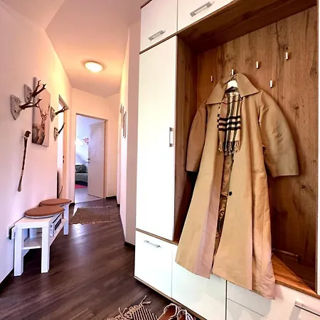 Holiday House 아파트